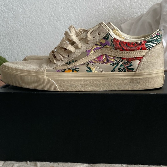 ‼️SOLD‼️ - Picture 2 of 3